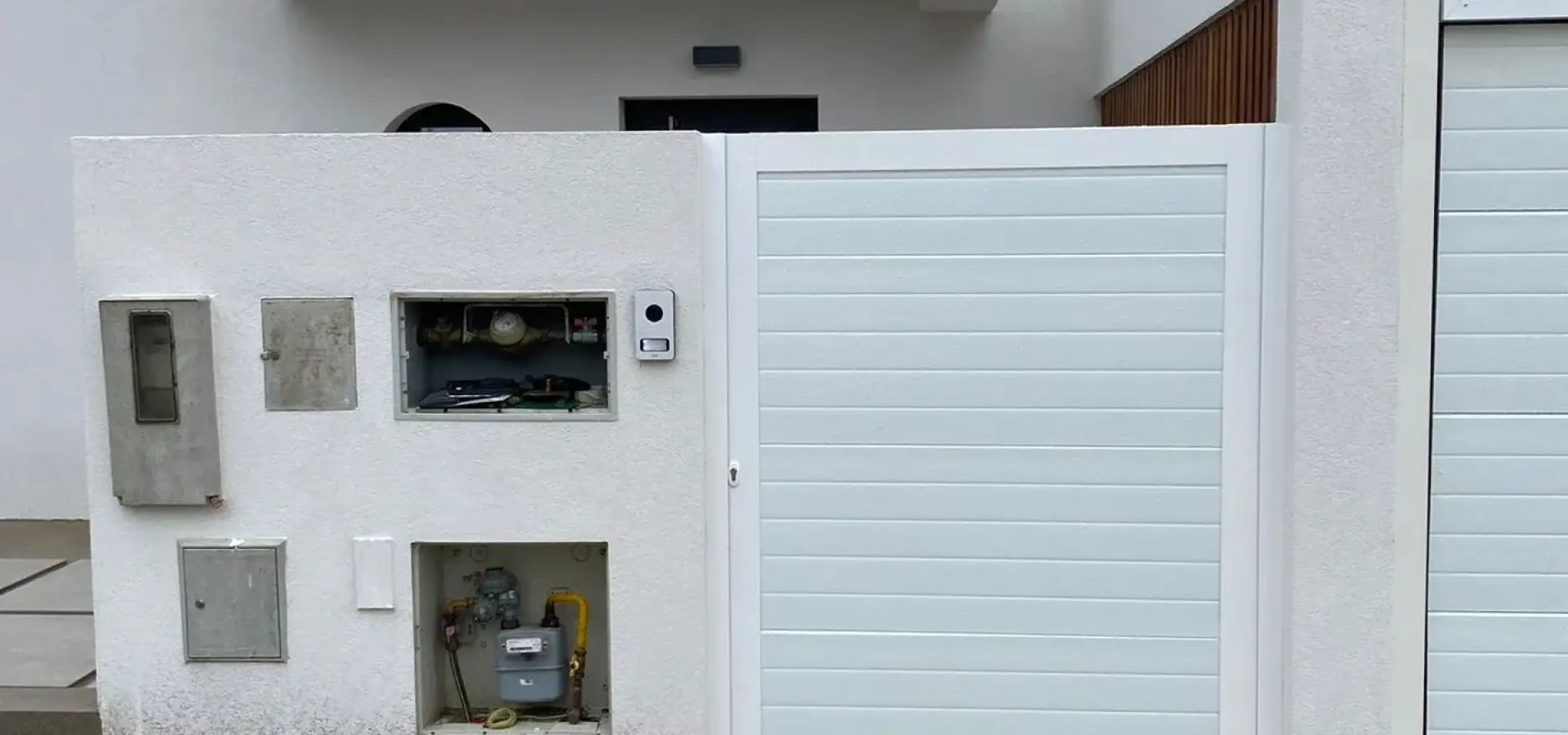 Portões de garagem em Lisboa - Mundiporta
