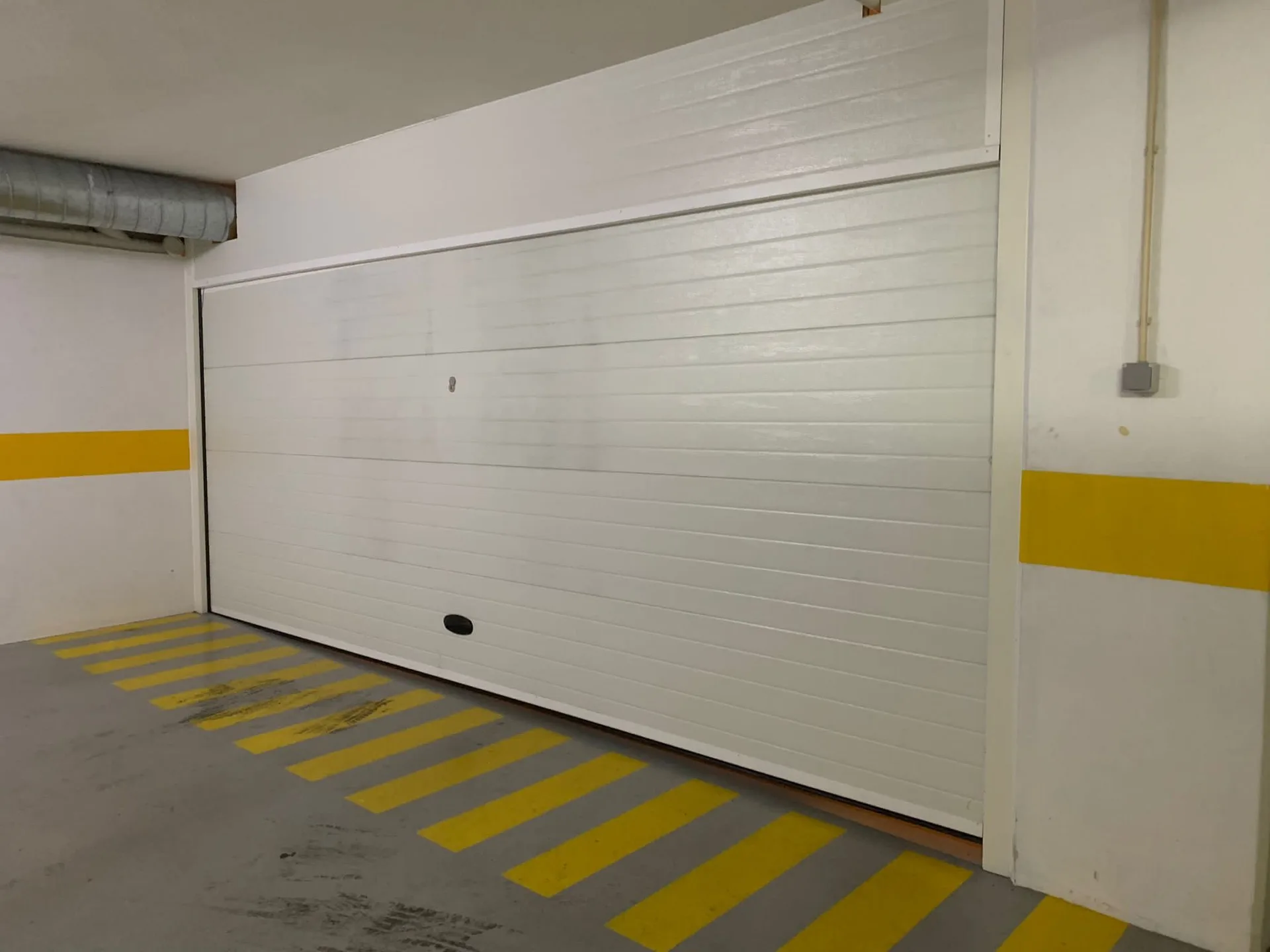Molas para portões de garagem em Odivelas