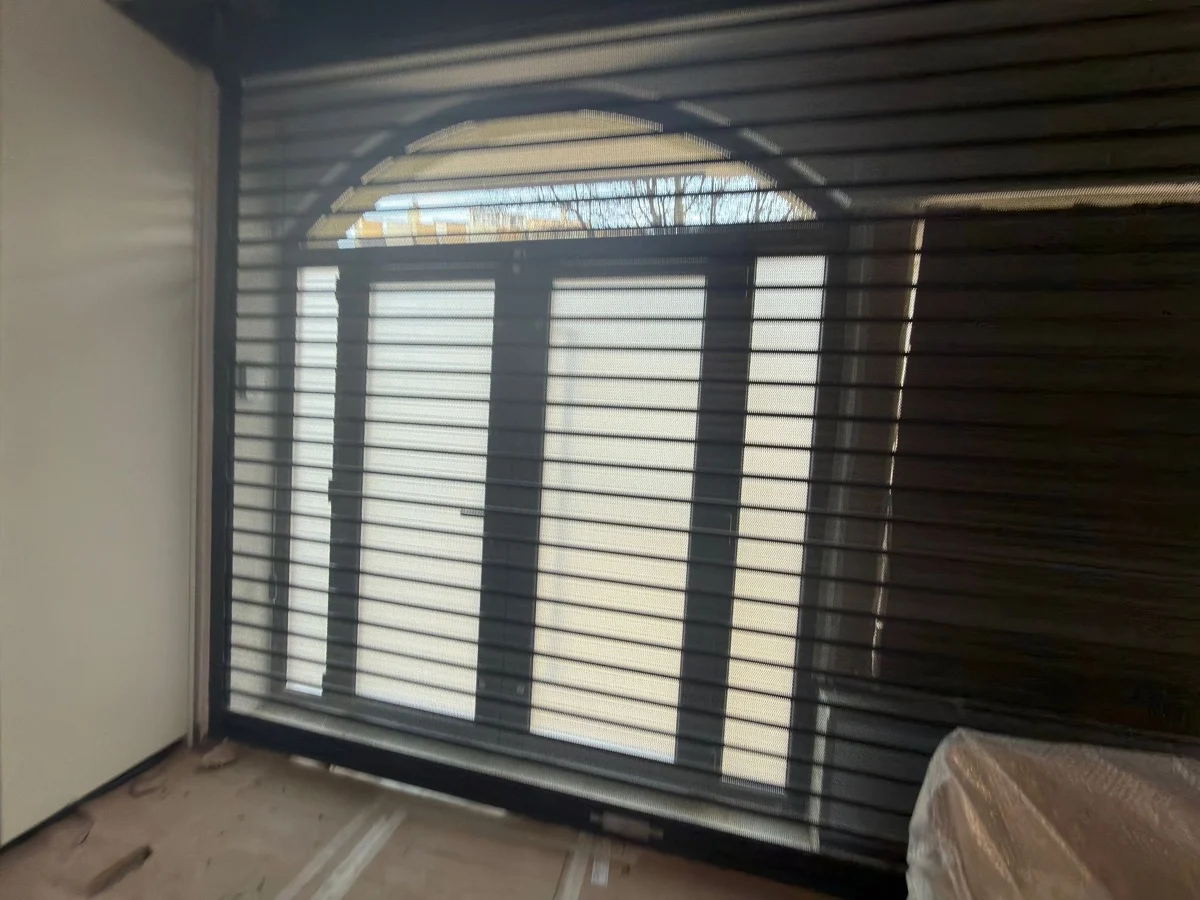 Grade segurança comercial Almada
