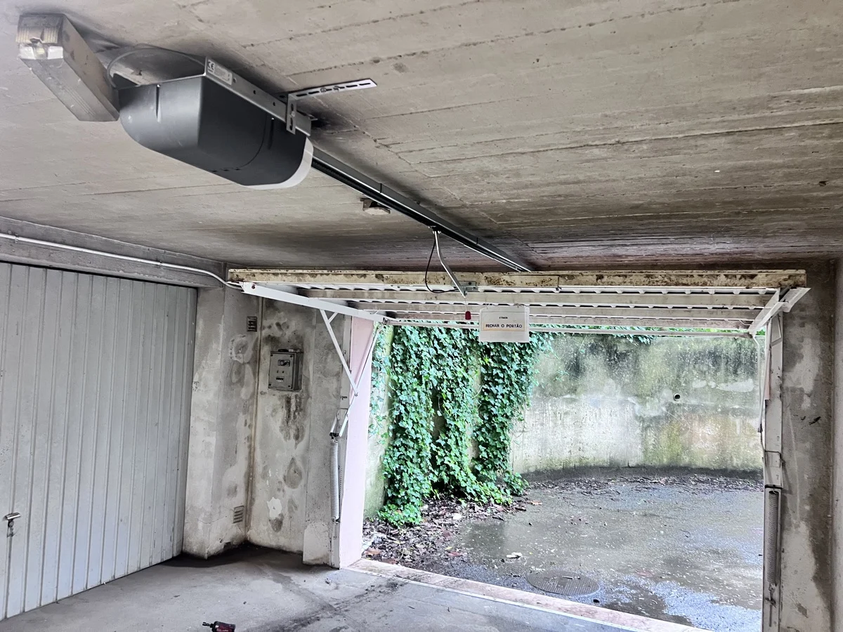 SEIP TS100 porta basculante Cascais