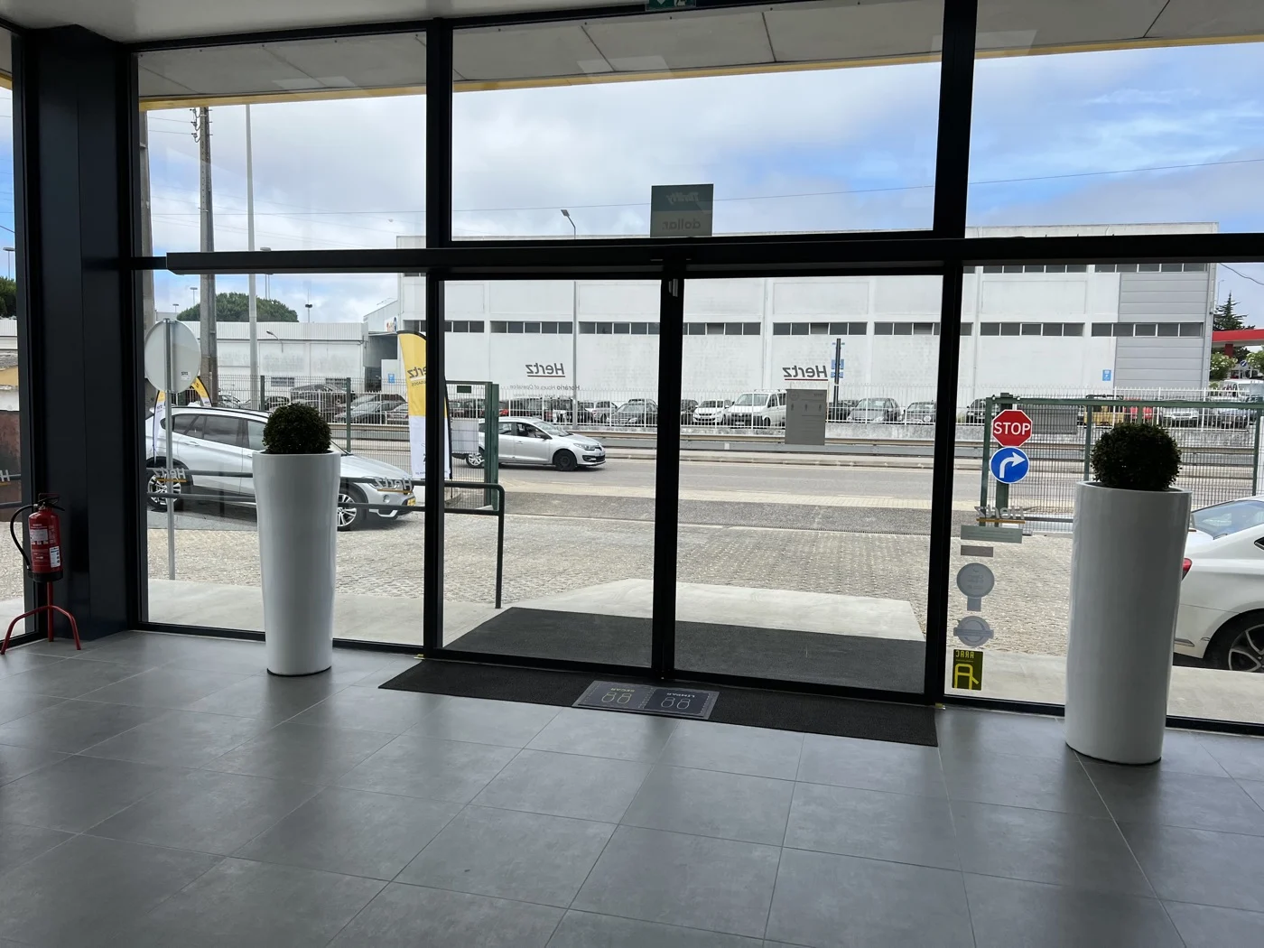 Porta automática vidro instalada Mundiporta Lisboa